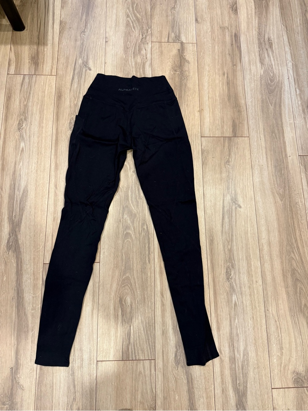 Alphalete surface legging